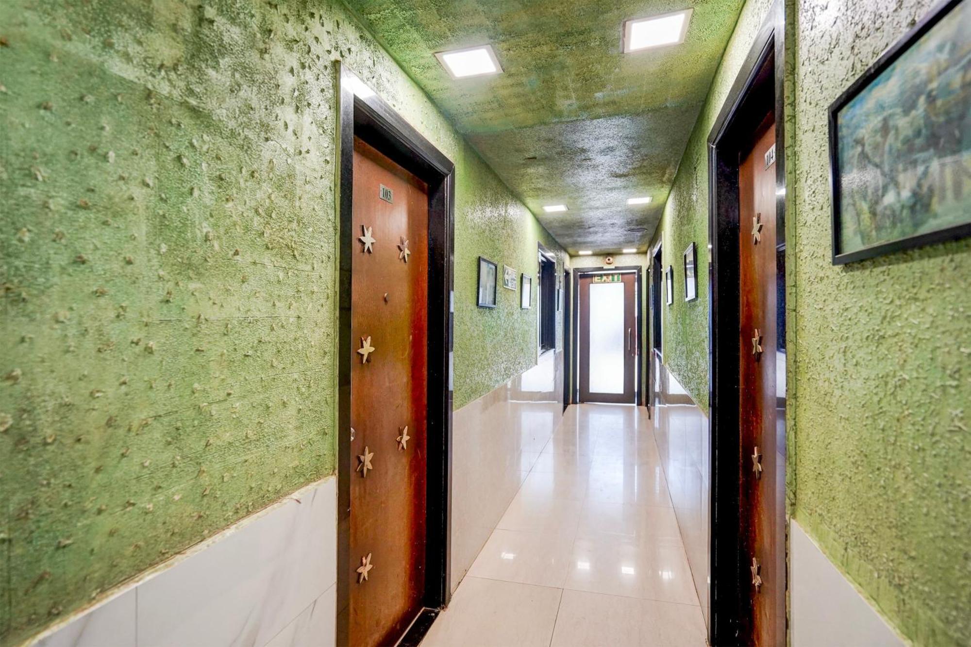 Hotel O The Om Sai Residency Bombaj Exteriér fotografie